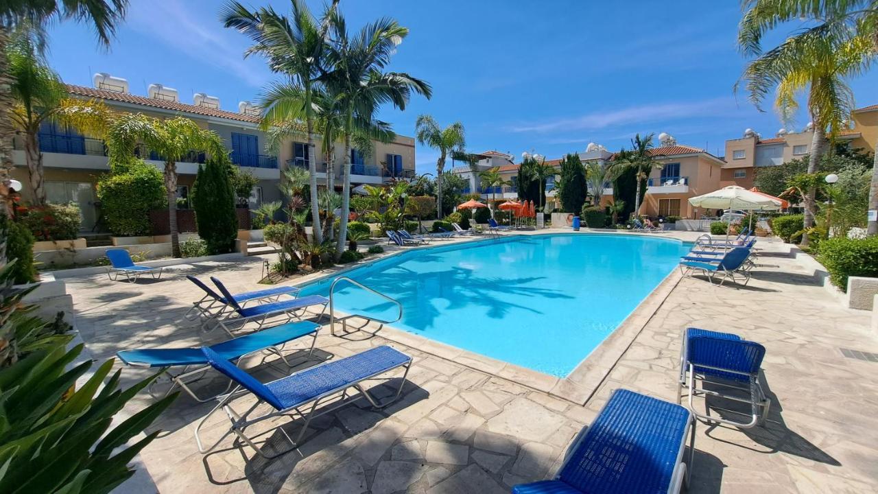 Zom Holiday Apartment Pafos Dış mekan fotoğraf
