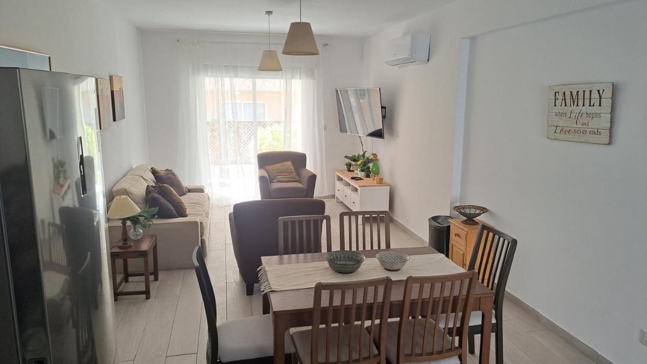 Zom Holiday Apartment Pafos Dış mekan fotoğraf